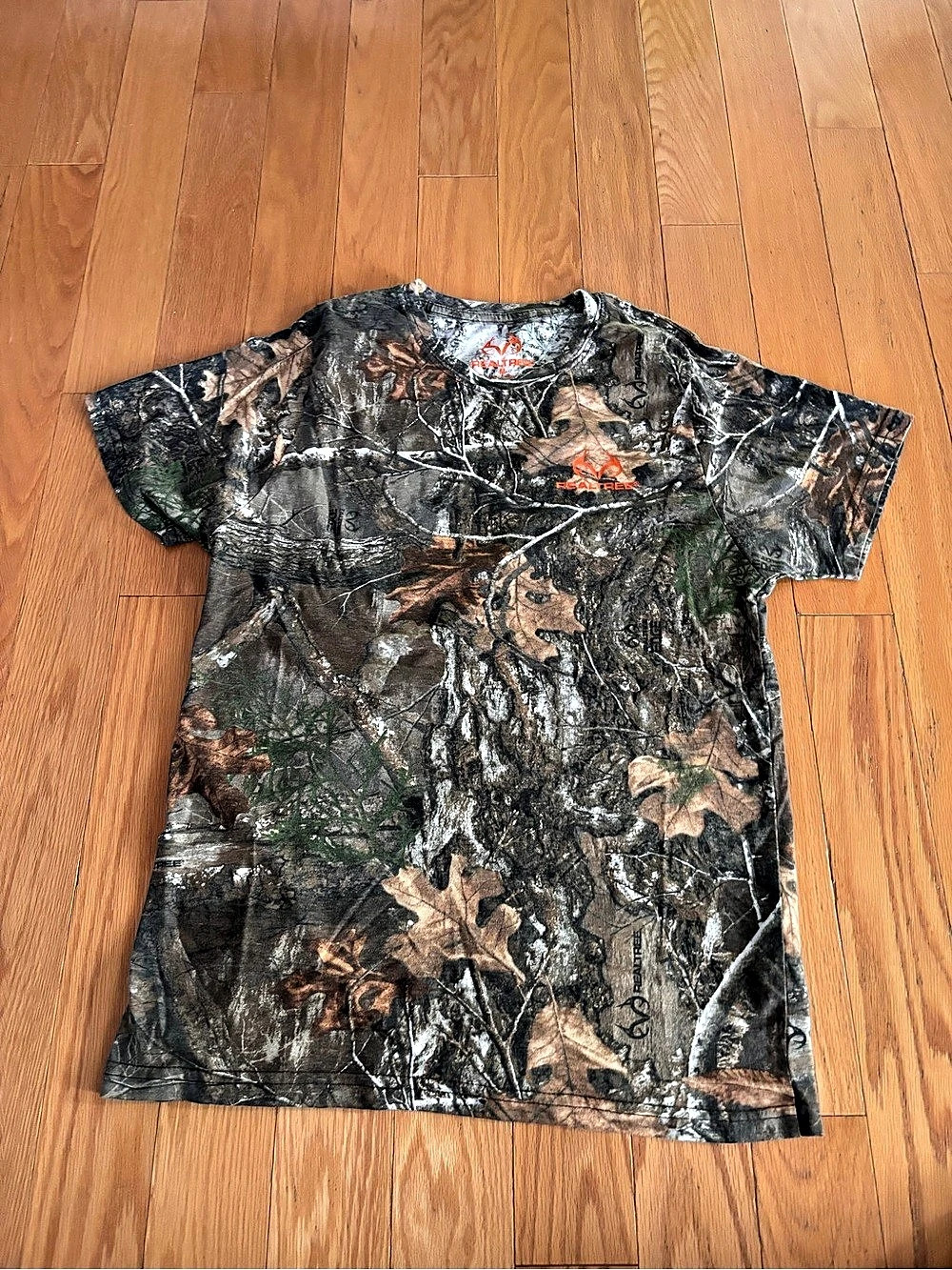 Realtree Camouflage Short Sleeve Tee Size Medium